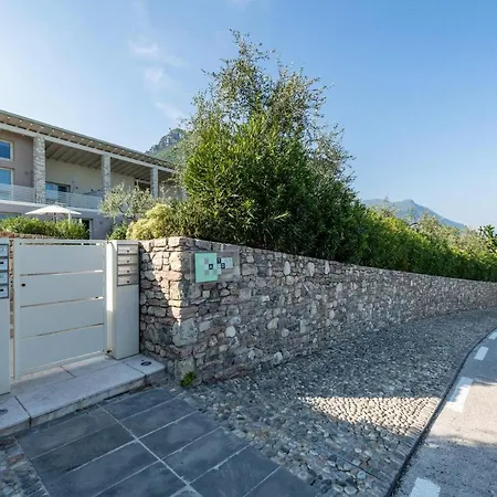 Apartment Il Fiordaliso Toscolano Maderno